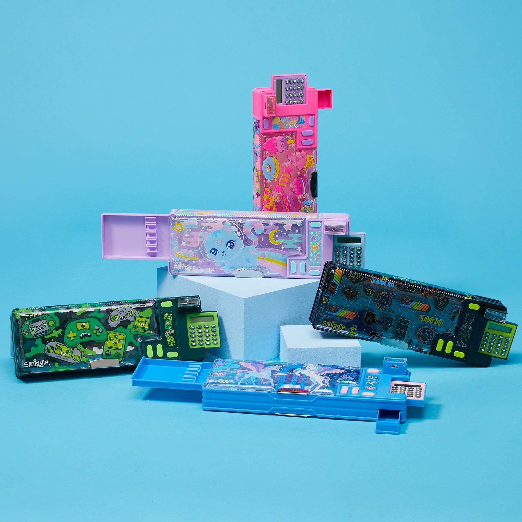 Smiggle - İsimlikli Futbol Tutkusu Hesap Makineli Pop Out Otomatik Kalem Kutusu-Dinossi