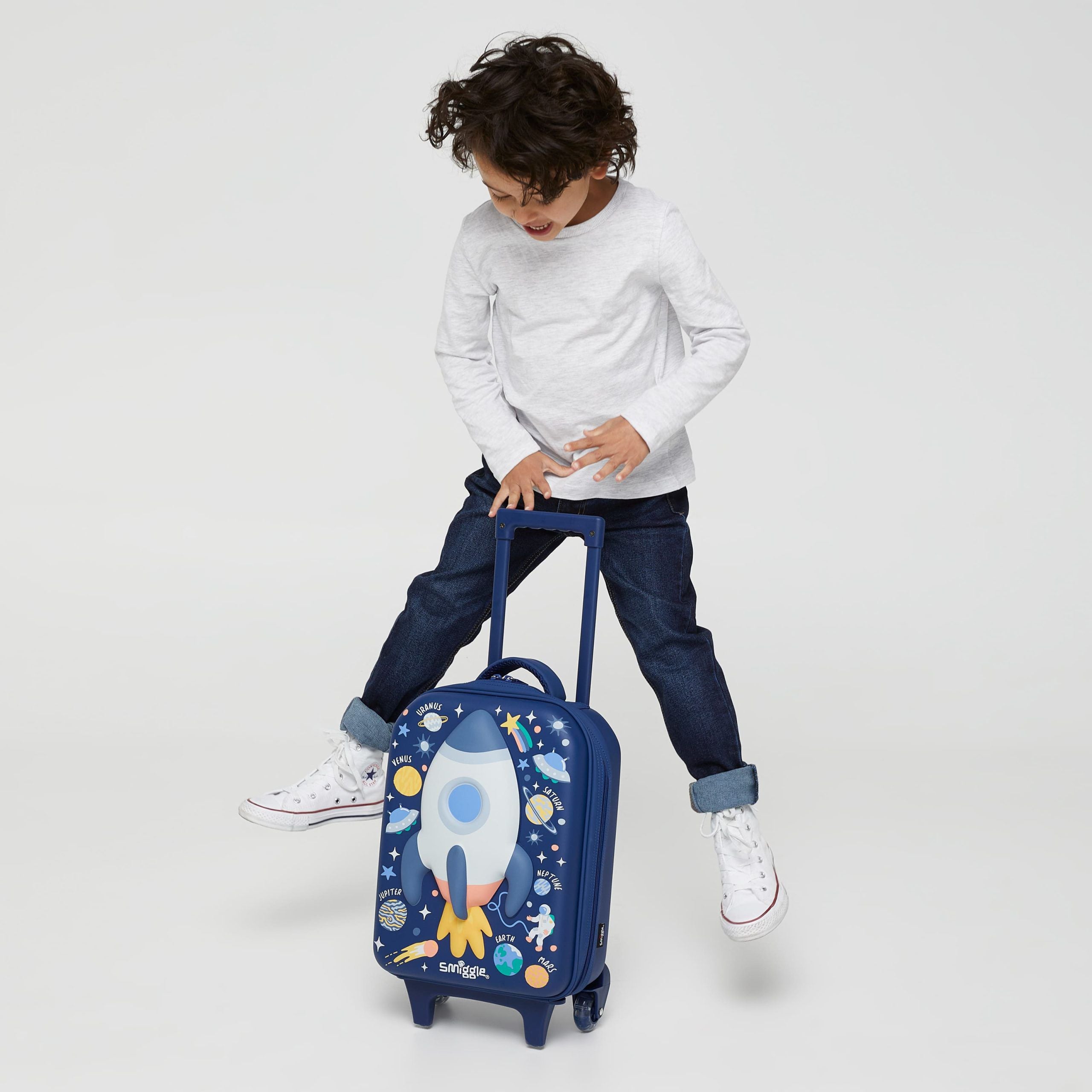 Smiggle - Sky Hi Junior Çekçekli Tekerlekleri Işıklı Çocuk Valizi-Dinossi