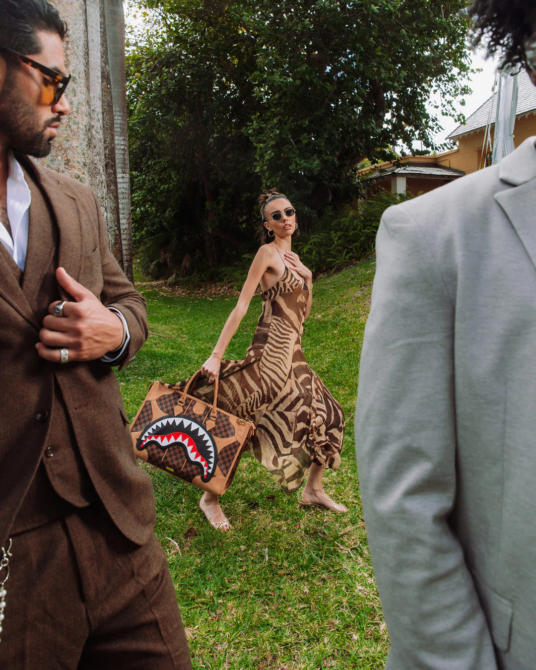 Sprayground - Hennyville Piramide Duffle Tas