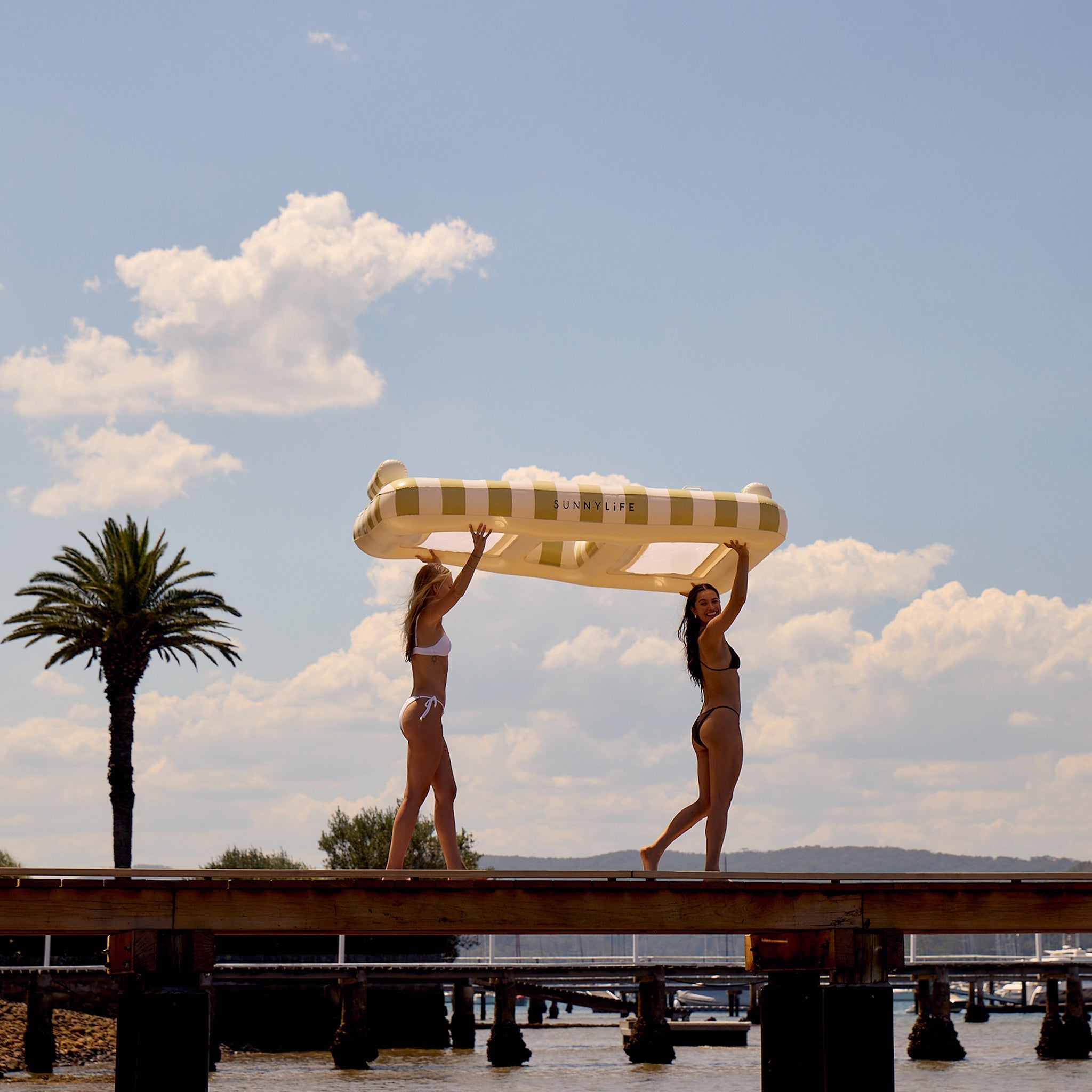 Sunnylife - Casa Sand Stripe Dubbele Zee- en Zwembadmatras