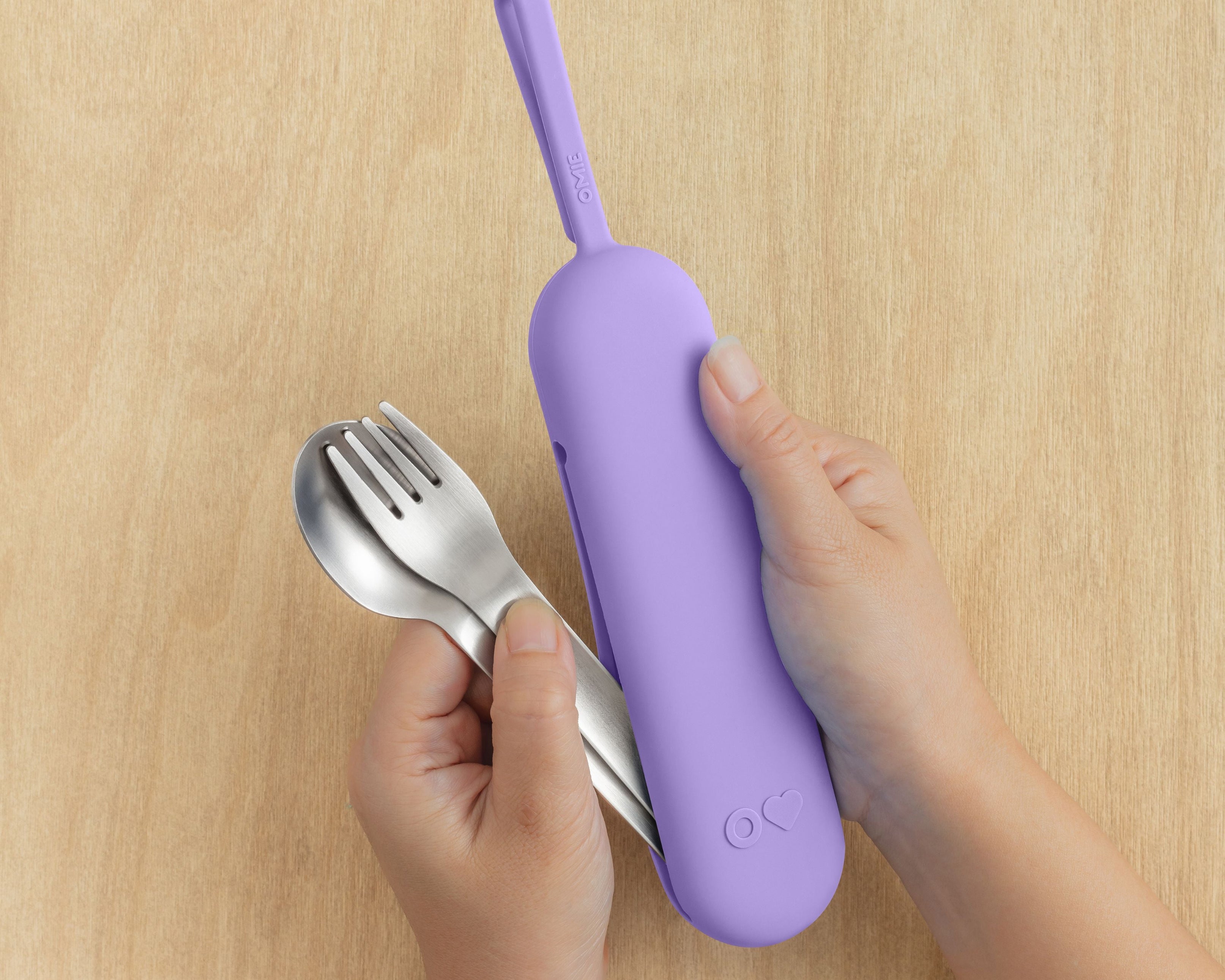 Omiebox - OmiePod UP Violette Siliconen Vork en Lepel Set