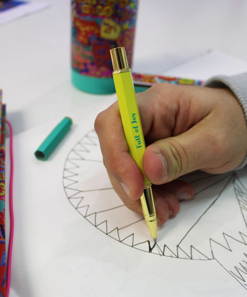 Portico Designs - Arthouse Unlimited Vrolijke Gevulde Doos Balpen