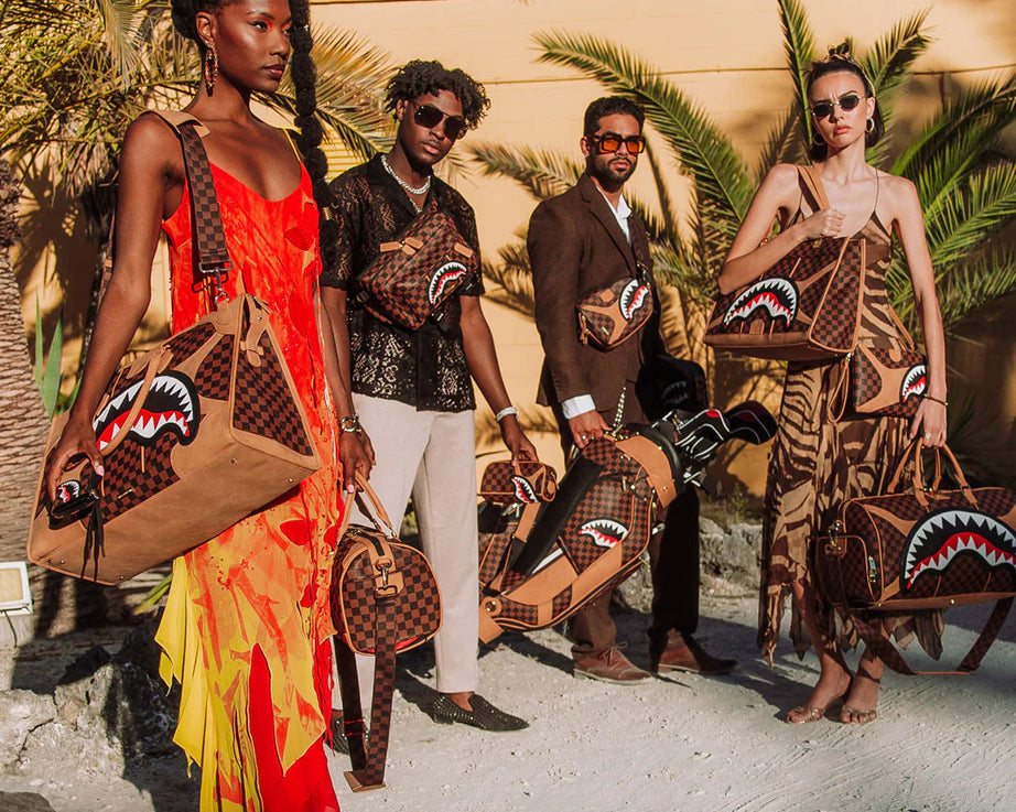 Sprayground - Hennyville Piramide Duffle Tas