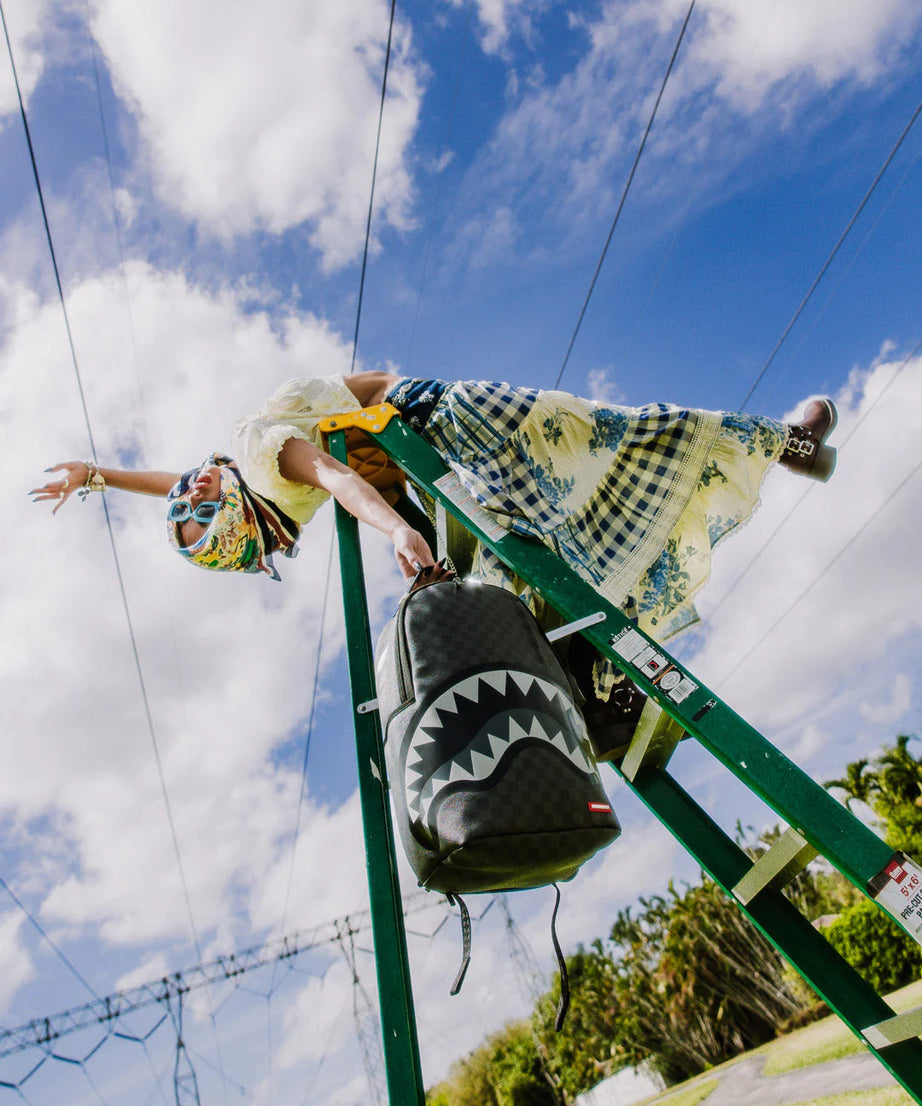 Sprayground - Lights Out Paris Shark Rugzak