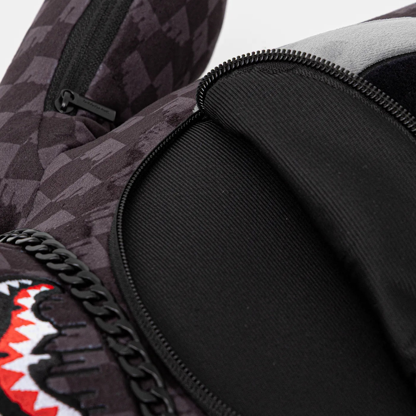 Sprayground - Sharks Para Beer Teddy Rugzak