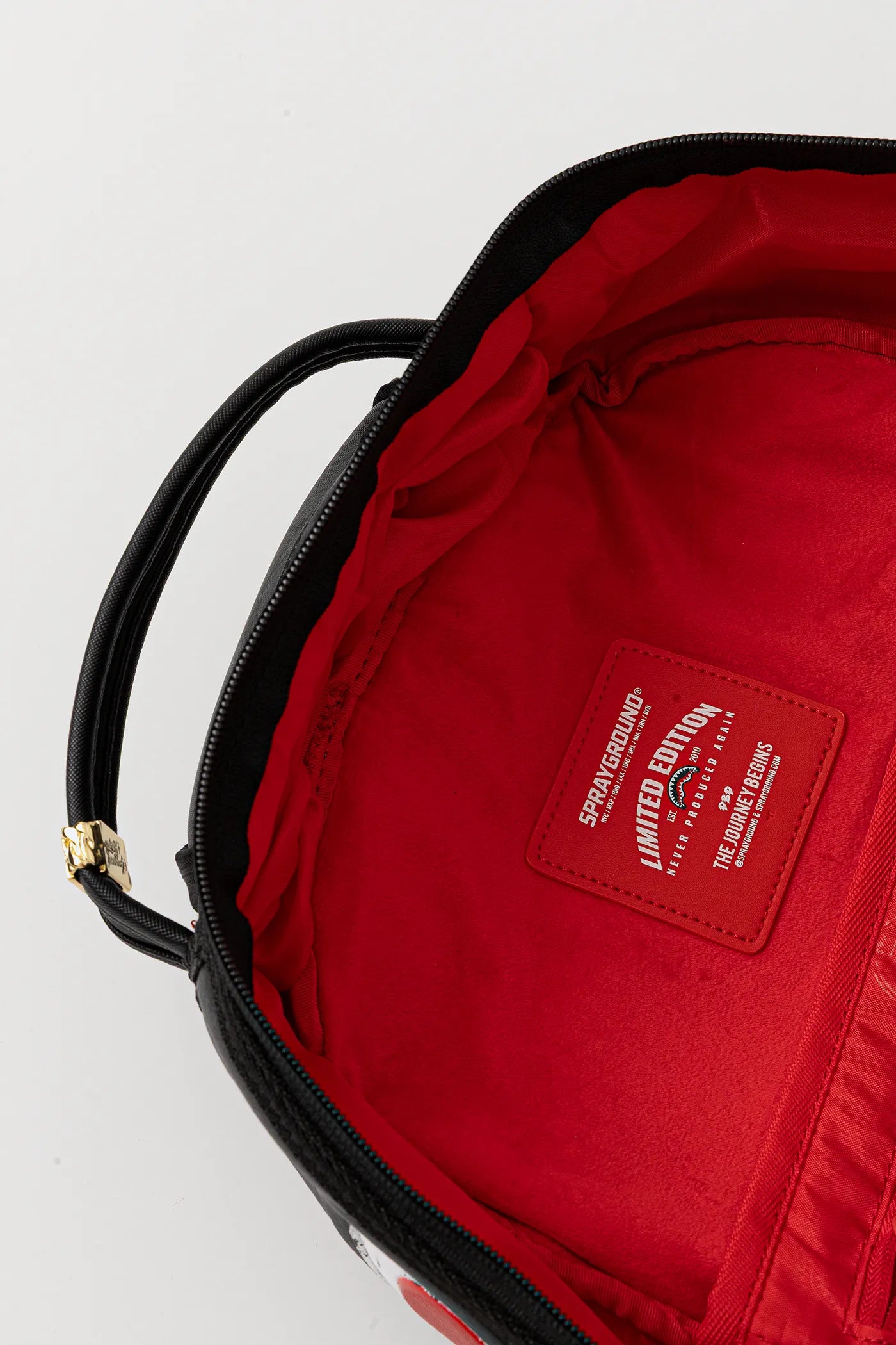 Sprayground - Snoopy Schilderij Shark Dlxsv Rugzak