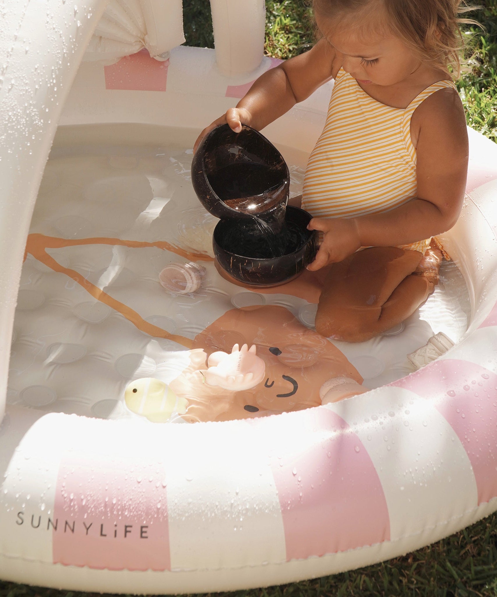 Sunnylife - Suikerspin Kinderzwembad met Zonnescherm