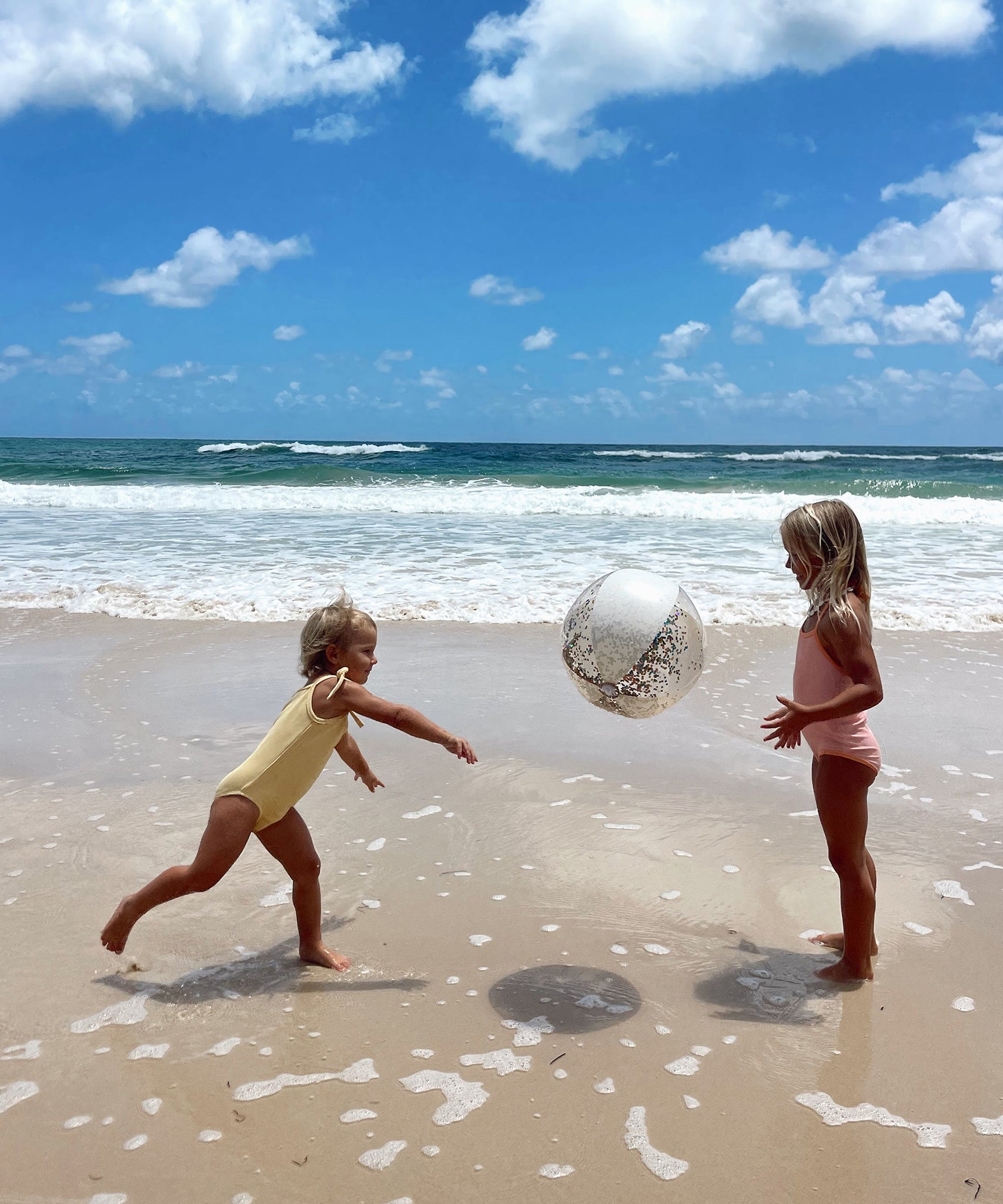 Sunnylife - Cotton Candy Opblaasbare Glanzende Strandbal