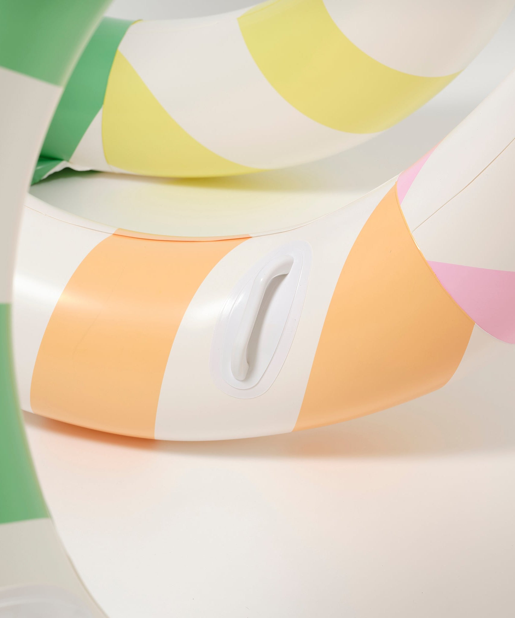 Sunnylife - Reuze Slang Opblaasbaar Zwembadplezier en Bed